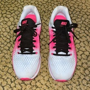 nike zoom pegasus 34 tennis shoes